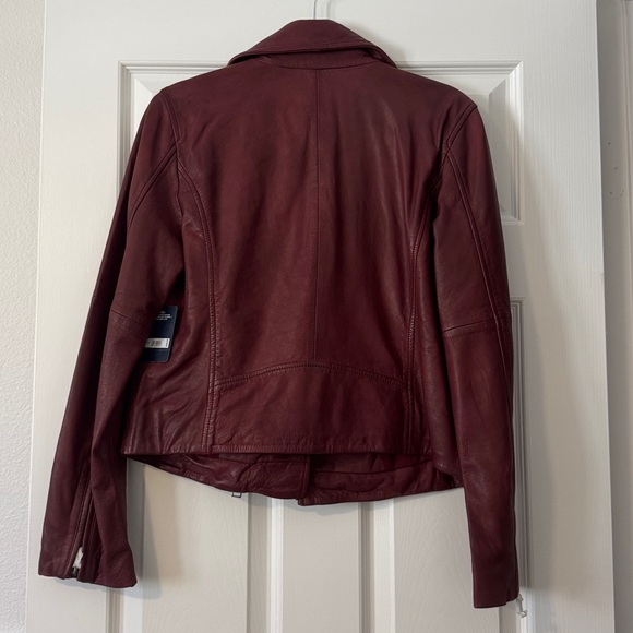 Deep Red Leather Jacket - Picture 6 of 13